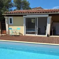 Le Jardin du Félibrige, hotell sihtkohas Lançon-Provence