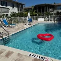 Southside Village Resort Apartments by Lucky Vacation Homes, hotelli kohteessa Sarasota