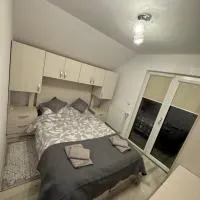 Apartament în Caransebeș, хотел в Карансебеш