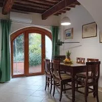 Casa Chiasso, хотел в Gabbro