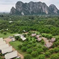 NUBDAO 168 Homestay นับดาว168 โฮมสเตย์, hotel a Uthai Thani