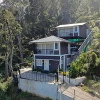 Hornbill Resorts, hotel din Suryanelli