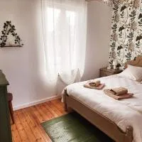 La Madrilène, de Saint-Cyr à Brocéliande, hotel a Guer