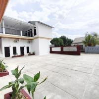 HAJIMENA INN Syariah By Hans Management, ξενοδοχείο κοντά στο Radin Inten II Airport - TKG, Hajimana