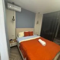 Designer apartment opposite the Airport, viešbutis Almatoje