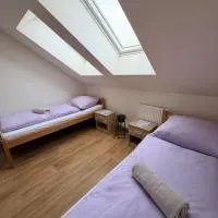 Sleep & Go Czech Republic - Korycany, khách sạn ở Neratovice