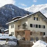 Haus Topa, hotell i Vandans