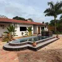Casa Stiller, hotel in Itá