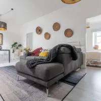 Troon में, होटल Troon Centre Seaside Retreat -Apt close to Beach Golf and Surf