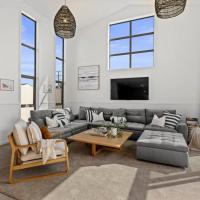 Premium Home with Sauna & Parking - Steps to Beach, hotel near Tauranga Airport - TRG, Mount Maunganui