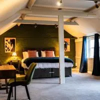 The Red Lion, hotel u gradu Thames Ditton