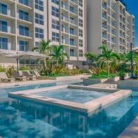 Surfside Oceanfront Suites by Playa Caracol Resorts: Punta Chame şehrinde bir otel
