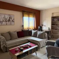 Papi's Cozy Apartment, hotelli kohteessa Stavrákion