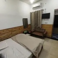 Gulmarg Guest House: Alīgarh şehrinde bir otel