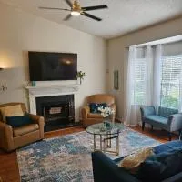 Atlanta 3 Bedroom Home - by PriMary EVolution Properties, hotel em Atlanta