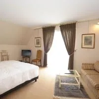 Hôtel Logis Le Relais De La Poste, hotel a Neuvéglise