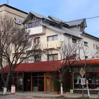 Sunrise Hotel, hotel v destinácii Adjud