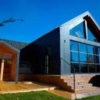 Mănăstirii Chalet - Wood, Glass & Silence, hotell sihtkohas Pangarati