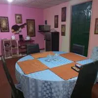Beautiful air condioned villa for singles, couples, families and groups cozy stay, מלון בלה צ'וררה