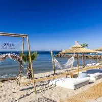 Onyx Beach Residence - Free Beach Access & Parking, viešbutis mieste Sveti Vlas