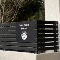 Twin Peaks Retreat by Ski Alure، فندق في أراخوفا