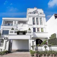 Collection ORudrapurBus StandFormerly Corinthian, hotel poblíž Letiště Pantnagar - PGH, Rāmpura