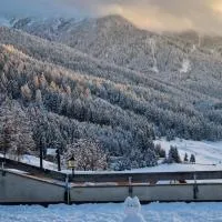 Panorama-Ferienhaus im Stubaital, khách sạn ở Mieders
