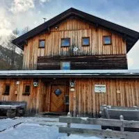 Sadnighaus, Schutzhütte auf 1880m, hotel en Mörtschach