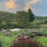 Willow Weir River Cottage、ダルストロアームのホテル