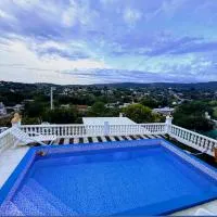 Tito Casa de Campo - Naturaleza y tranquilidad para parejas y familias en Salsipuedes, hotel em Salsipuedes