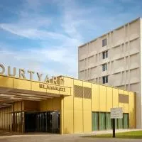 Courtyard by Marriott Ghent، فندق في خنت