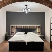 Bricks Superior Design Apartment - EG & Küche Zentral，克洛彭堡的飯店