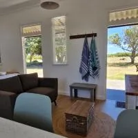 The Barracks at Brigadoon Village, hotel di Bettyʼs Bay