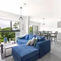 Playa Mantas - 7th Floor - Sea View - Beach Club Access - Balcony - Beach, hotel di Punta Leona