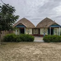 White Rann homestay, hotel di Dhordo