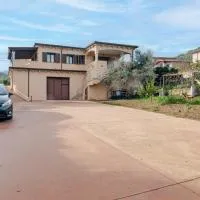 Casa Lucia San Teodoro 1, hotel v destinaci Schifoni