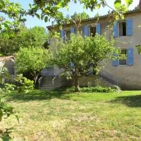 Chambre d'hôtes Le Devezou 12400 Saint Affrique: Saint-Affrique şehrinde bir otel