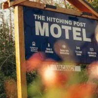 The Hitching Post Motel، فندق في بيمبيرتون