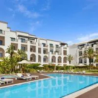 Pine Cliffs Ocean Suites, a Luxury Collection Resort & Spa, Algarve، فندق في ألبوفيرا