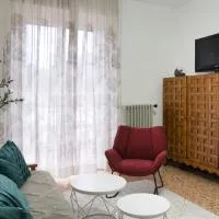 Garden - residence in the center of Barzio, hotel em Barzio