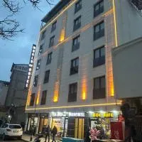 world say hotel – hotel w mieście Bostaniçi