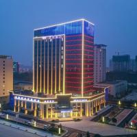 Mercure Xinyang East Railway Station, hotel cerca de Xinyang Minggang Airport - XAI, Xinyang