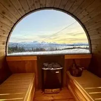 Hiet- Arctic cabin in the norwegian forrest!,特羅姆瑟的飯店