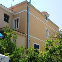 Apartments Bobbi, Hotel in Omi&scaron;