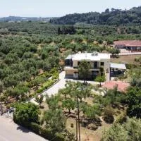 Ellio Apartments, hotel di Kalakaíika