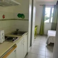 Studio N10 Résidence OBAYEAR, hotel v destinaci Schoelcher