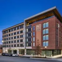 AC Hotel by Marriott Auburn، فندق في أوبورن