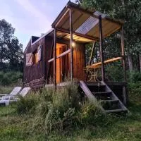 Tiny house au pied du Vercors, hotel en Saint-André-en-Royans