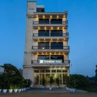 Treebo Accent Park Hotel And Banquet, hotel di Noida