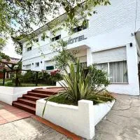 Hotel Maresias, hotel i Villa Gesell